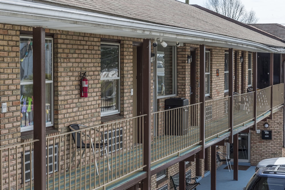 Sunrise Inn Hershey - photo 48