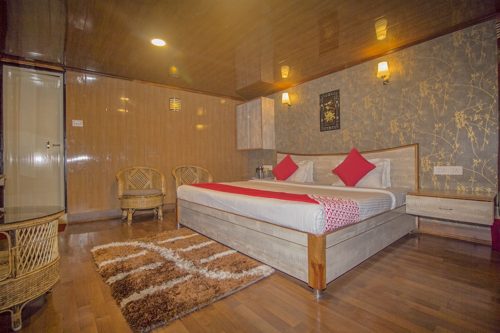 OYO 3875 Hotel Everest Glory in Darjiling, India