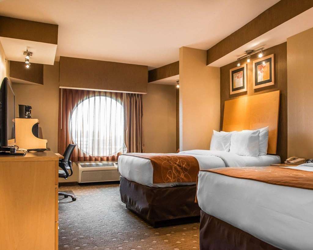 Comfort Suites Monroeville Pittsburgh East - photo 27