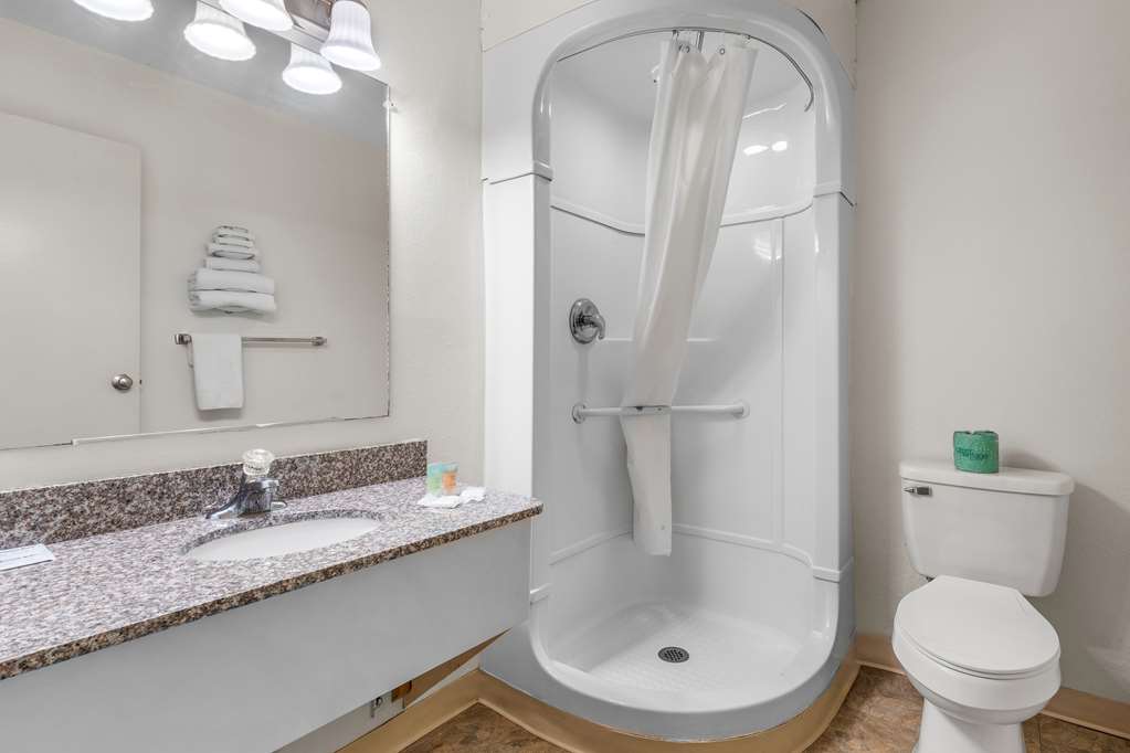 Americas Best Value Inn Lake City - photo 24