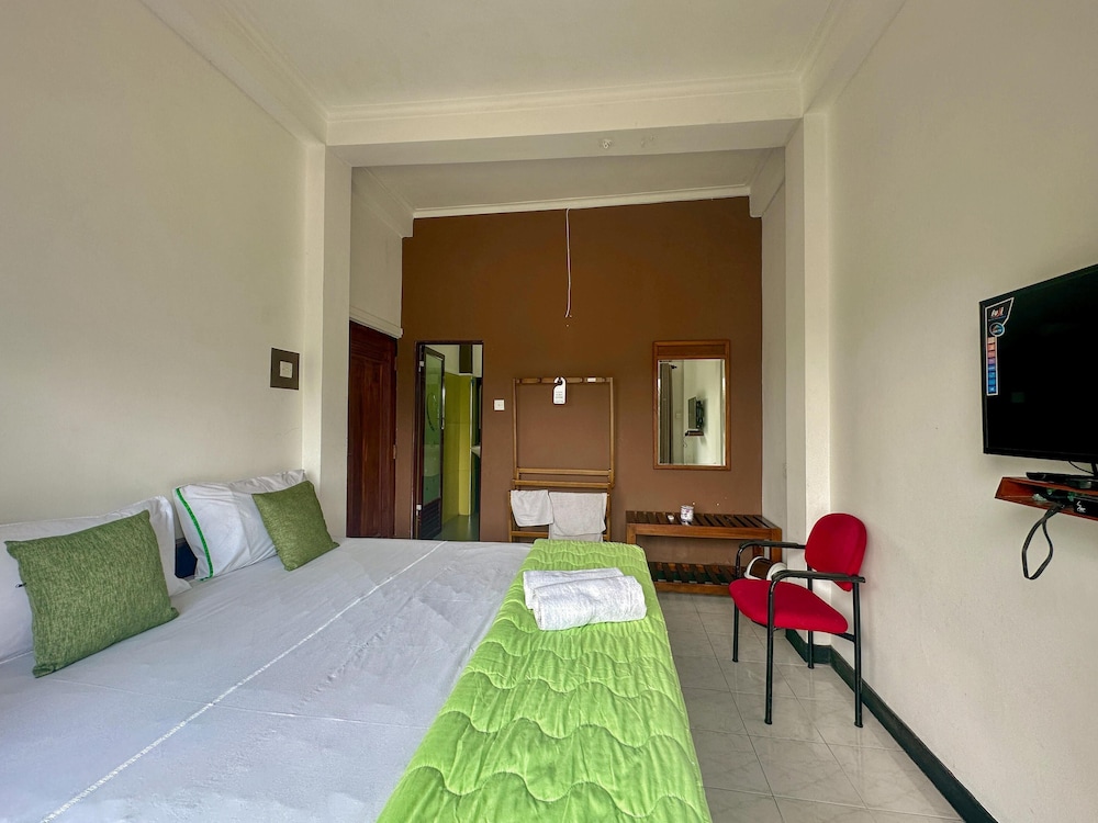 Forest Villa Hotel — Kandy — photo 5