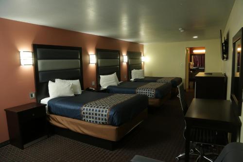Theroff's Motel - photo 41