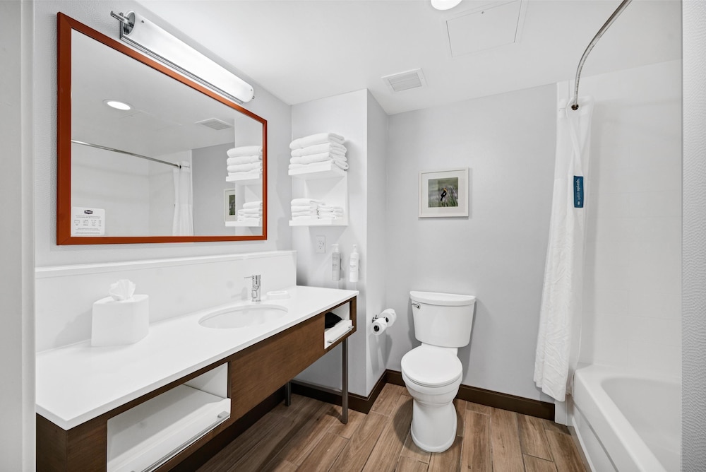 Hampton Inn & Suites Logan - photo 41