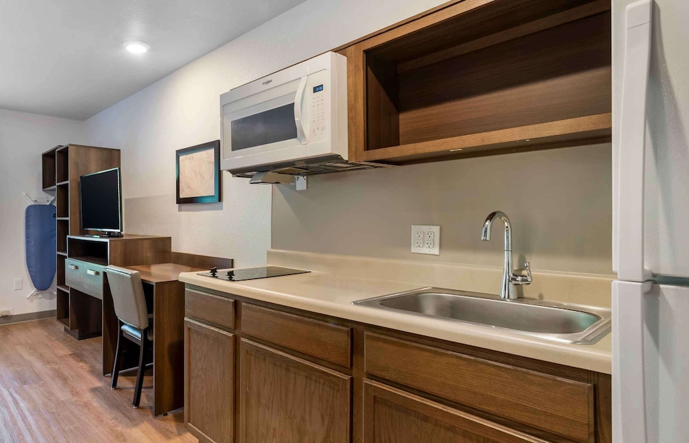 Extended Stay America Suites Tampa Casino Area - photo 24