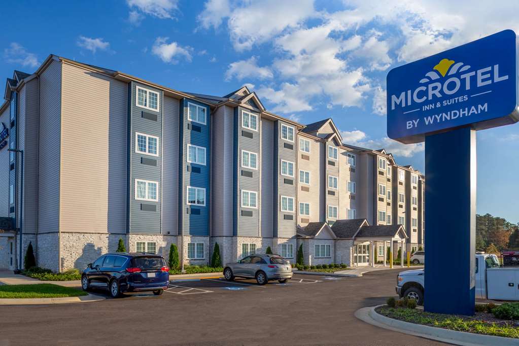 Microtel Inn & Suites by Wyndham South Hill - featured photo