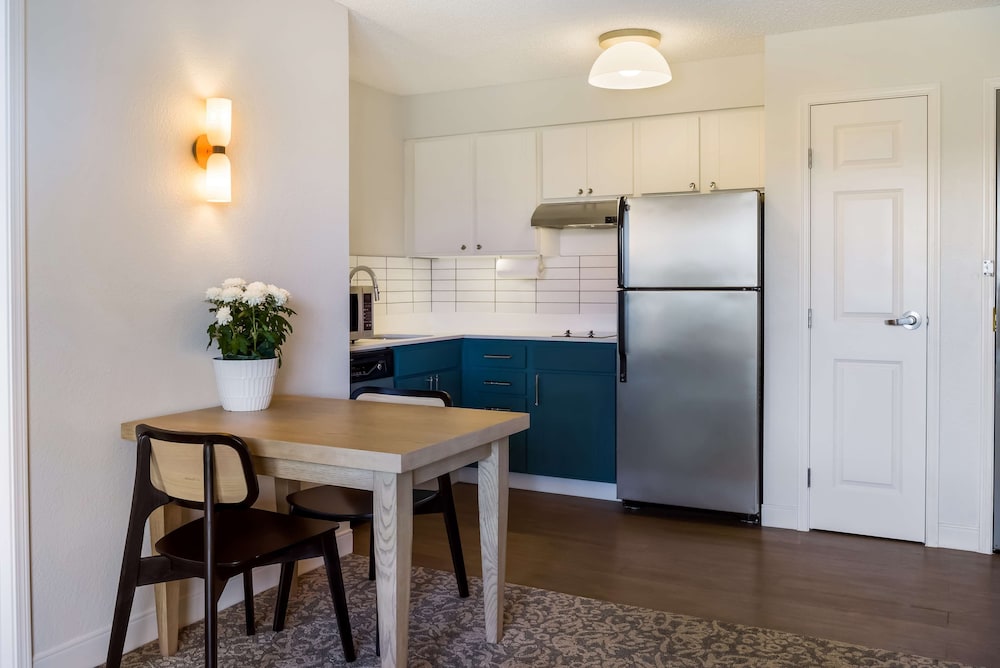 Sonesta ES Suites San Francisco Airport Oyster Point Waterfront - photo 17