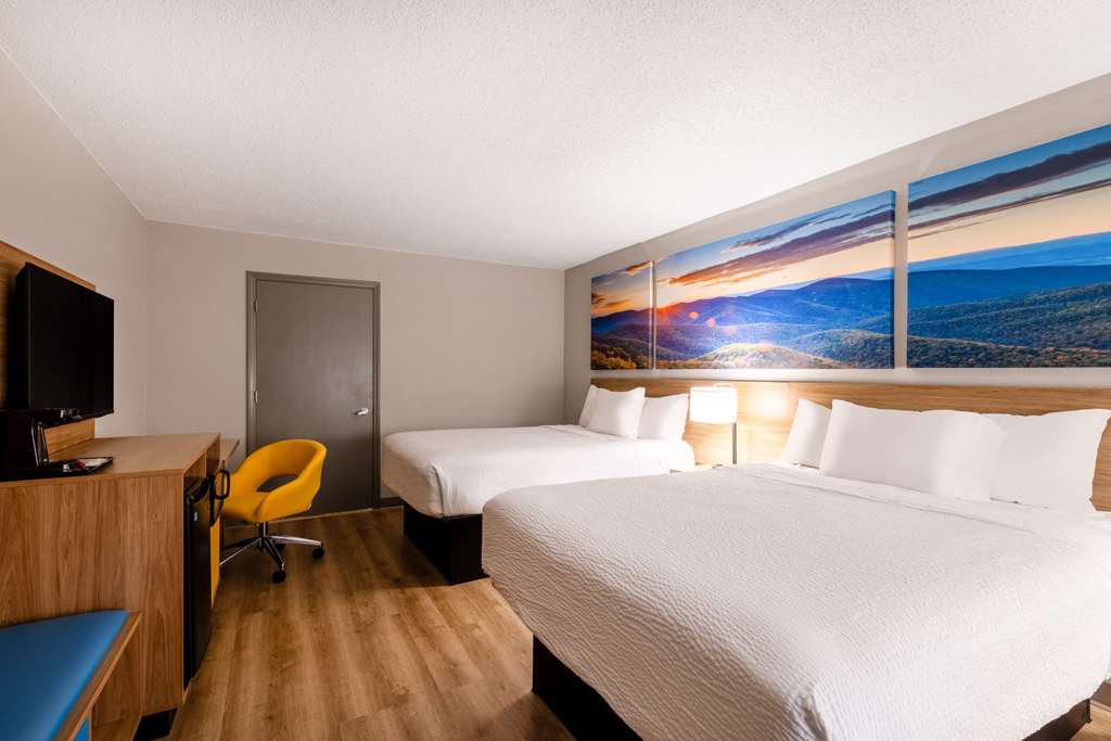 Days Inn by Wyndham Mooresville Lake Norman - photo 11