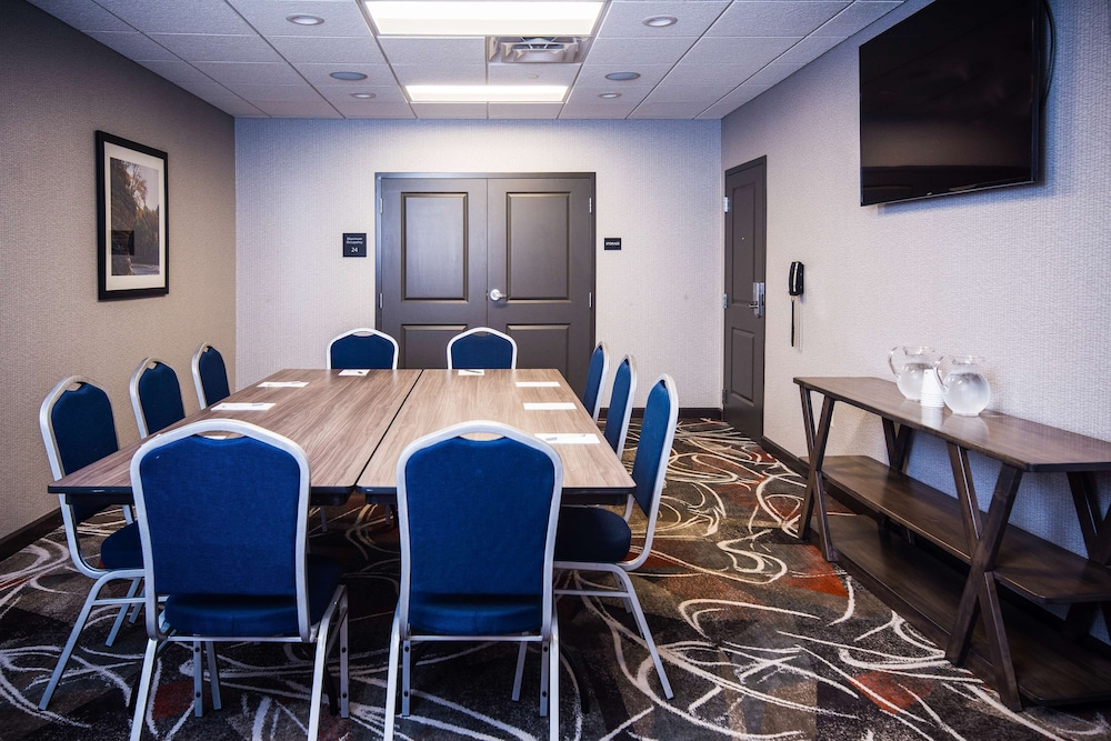 Hampton Inn & Suites at Wisconsin Dells Lake Delton - photo 19