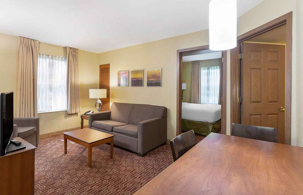 Extended Stay America Suites Chantilly Dulles - photo 56