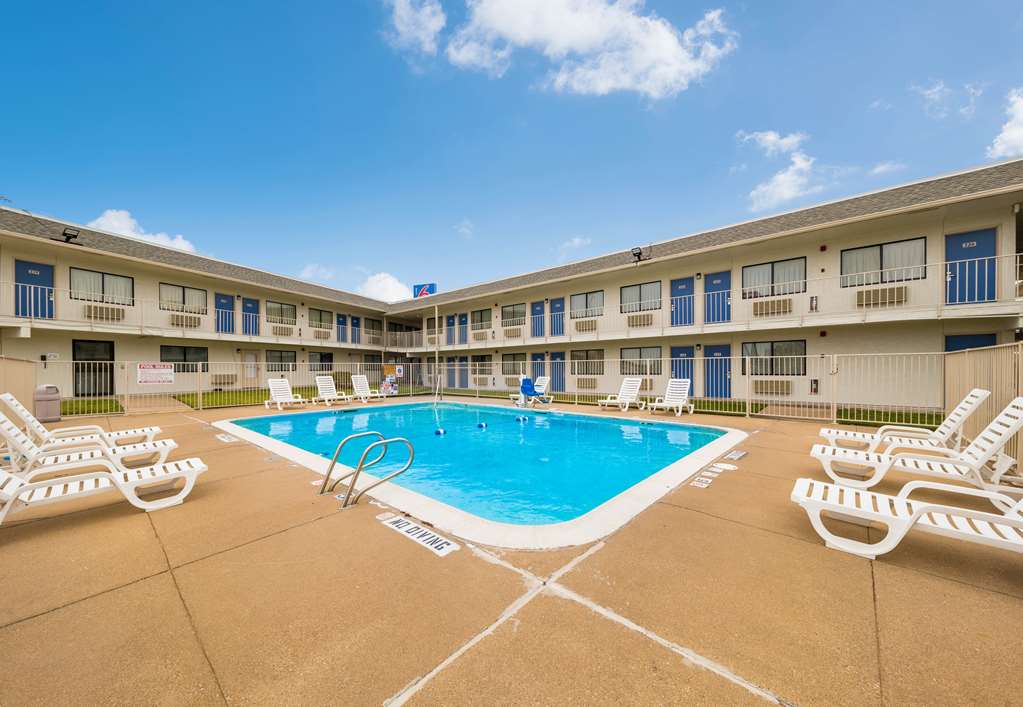 Motel 6 Greenville TX - photo 6