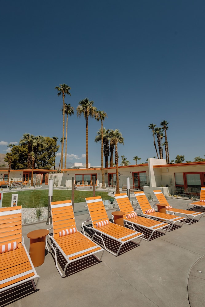 Mojave Resort Adults Only - photo 78