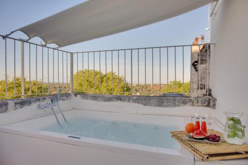 Sopra i tetti vacation home — 4-Star Luxury Hotel in Ceglie Messapica, Italy