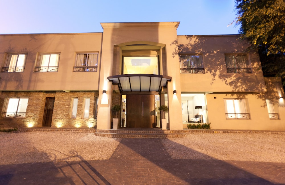 Villa Isidro Hotel Boutique & Spa — 4-Star Luxury Hotel in San Isidro, Argentina