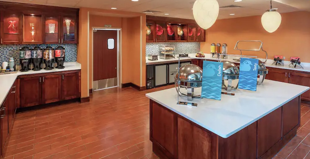 Homewood Suites by Hilton Virginia Beach Norfolk Airport - photo 28