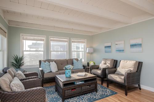 A Little Nauti by Oak Island Accommodations - photo 37