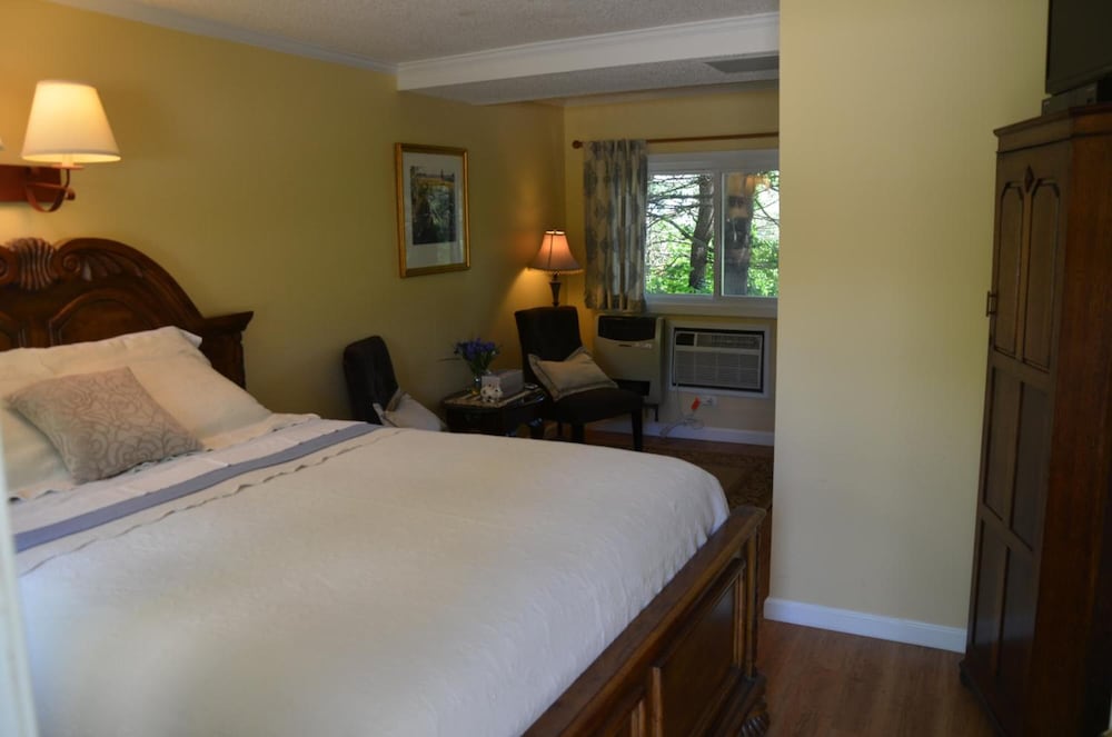 Cornwall Inn and Lodge - photo 37