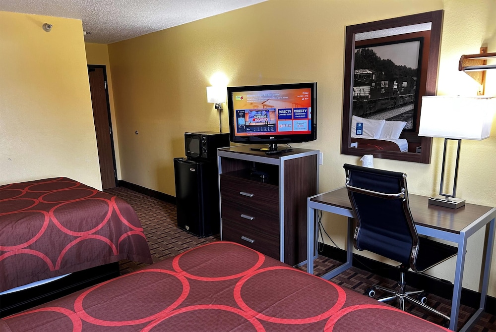 Super 8 by Wyndham Boone - photo 7