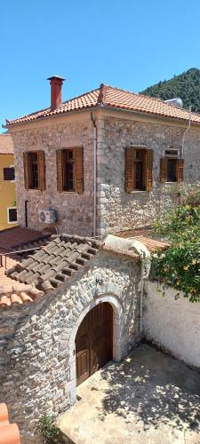 Dafnon Stone House — Leonidio — photo 4
