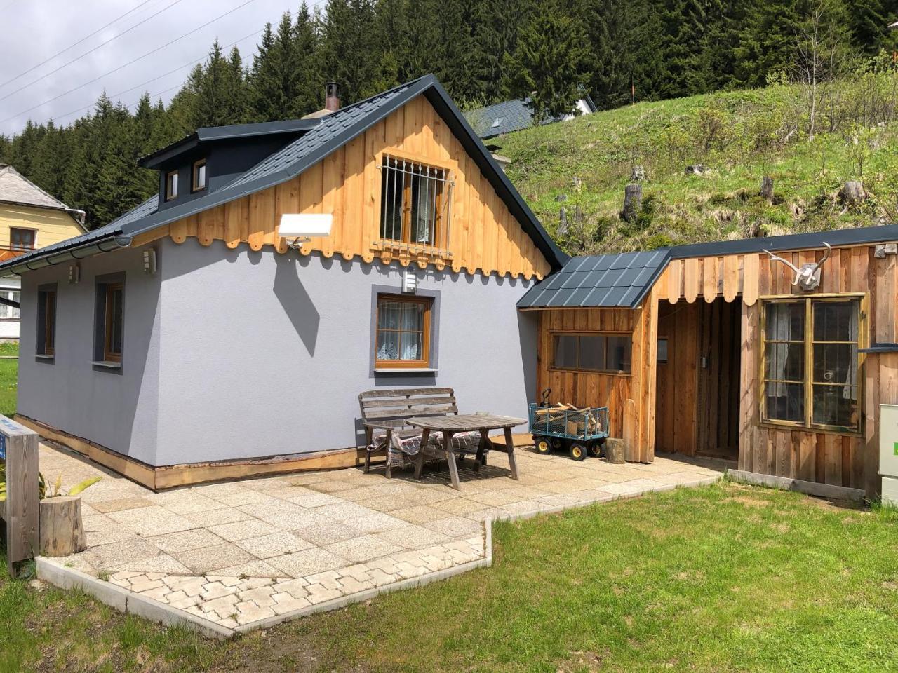 Einser Hütte GesbR Selbstversorgerhaus für 7 Personen — hotel in Vordernberg
