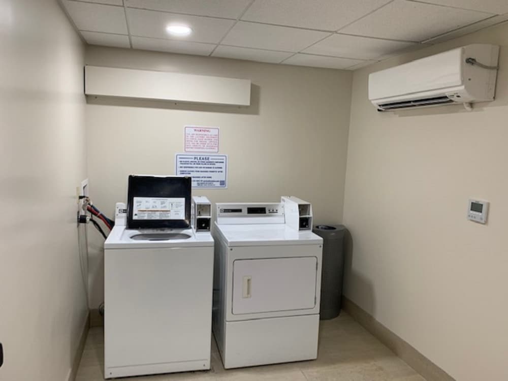 Holiday Inn Express Tampa Brandon by IHG - photo 18