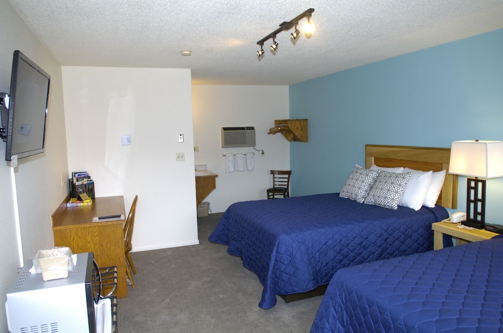 Trout Montana Motel - photo 34