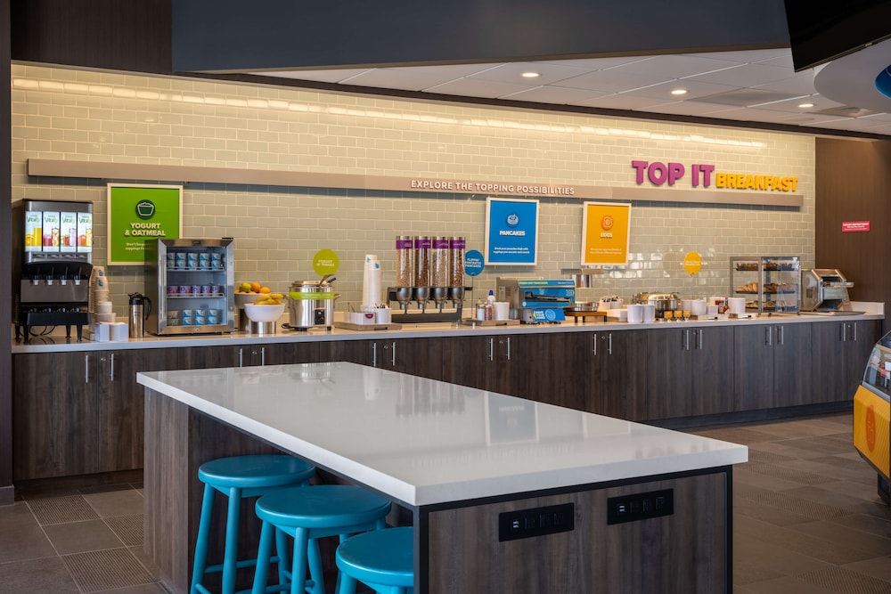 Tru by Hilton Naperville Chicago - photo 21