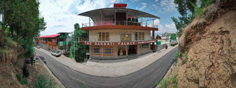Hotel Asraya in Tehri, India