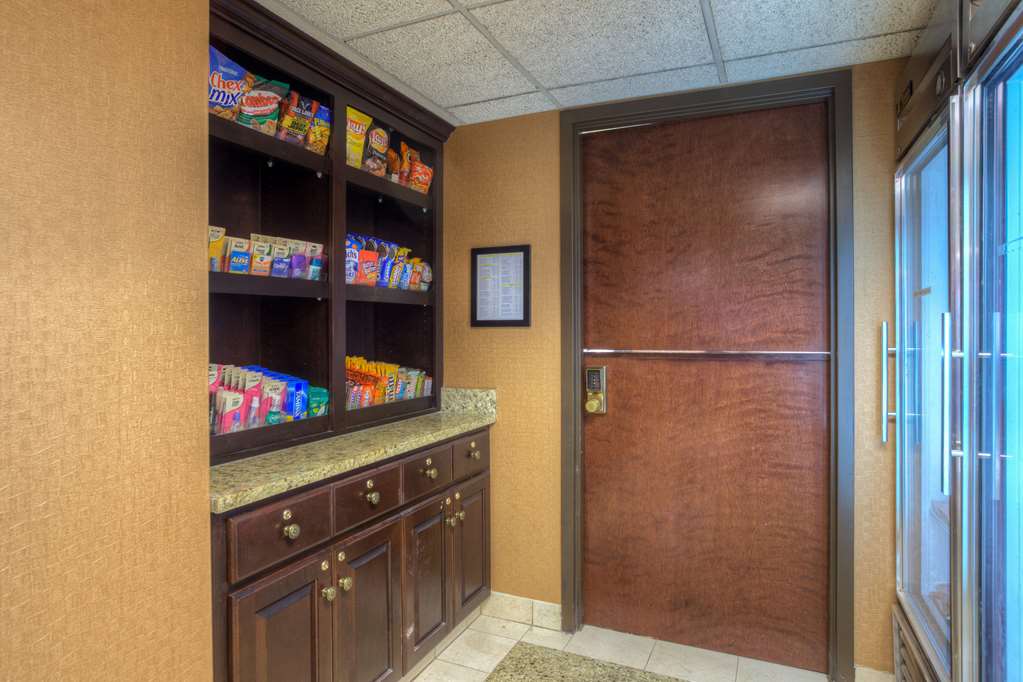 Comfort Inn & Suites Evansville Airport - photo 16