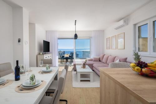 Dalmatian Olive Apartment — 4-Star Luxury Hotel in Makarska, Croatia