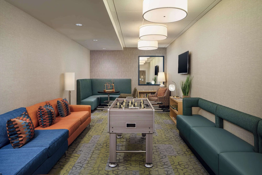 Home2 Suites by Hilton Bellingham Airport - photo 25