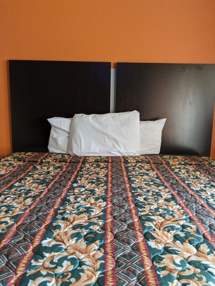 OYO Hotel Lake Charles Hwy 10 - photo 7