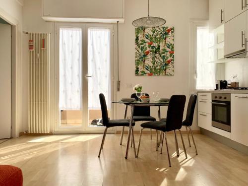 Cozy apartment Tortona Navigli — 4-Star Luxury Hotel in Milan, Italy