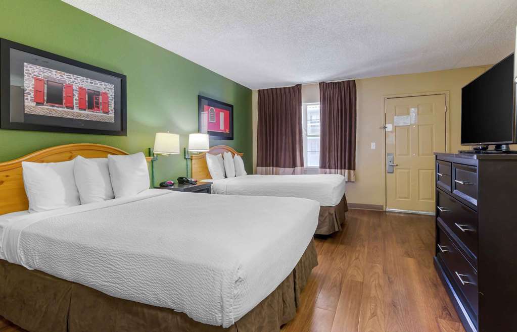 Extended Stay America Suites Phoenix Scottsdale Old Town - photo 18