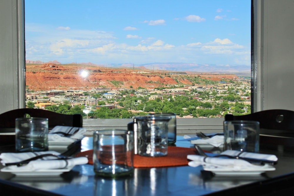 Inn on the Cliff - photo 25