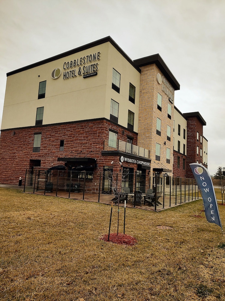 Cobblestone Hotel & Suites Ottumwa - photo 51