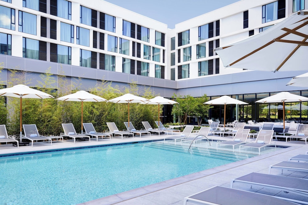 AC Hotel by Marriott Dallas by the Galleria - photo 19