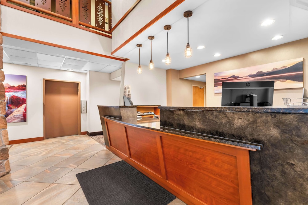 Best Western Rocky Mountain Lodge - photo 3