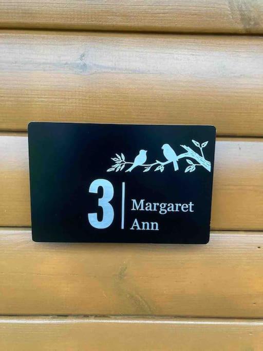 Margaret Ann Chalet — Seaton — photo 5