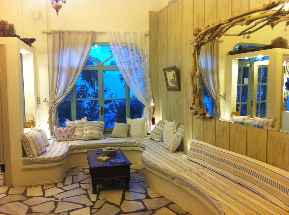 Afrodite Hotel — Tinos — photo 4