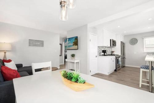 Balboa Paradise Renovated Coastal Haven in Newport Beach, United States