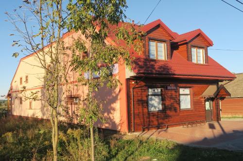 Cztery Pory Roku - carbon neutral hotel in Bialowieza