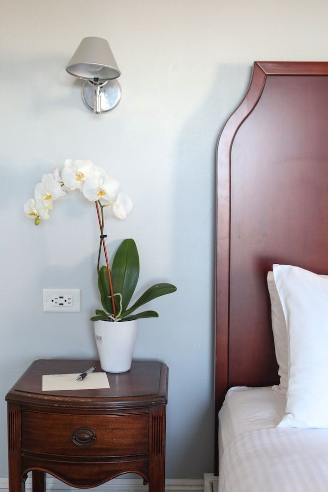 Emerson Inn - photo 5