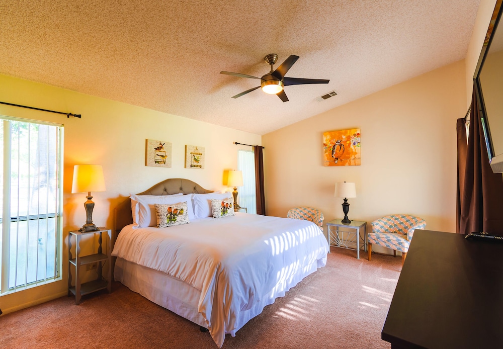 The Villas at Emerald Desert RV Resort - photo 14