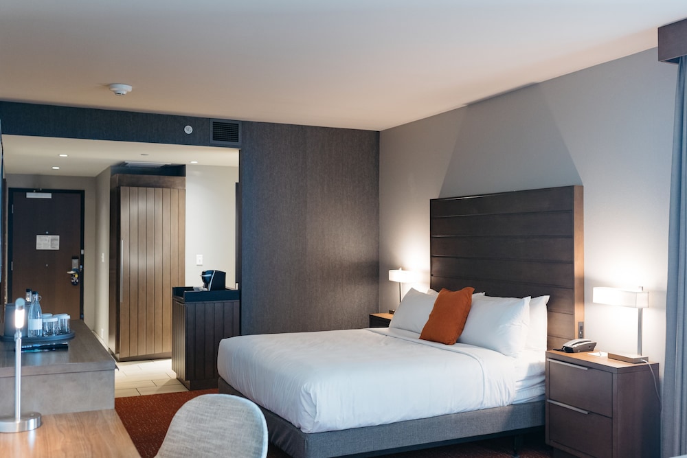 Revel Hotel Des Moines Urbandale Tapestry Collection by Hilton - photo 19