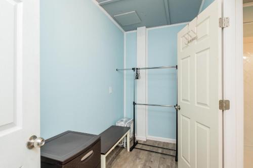 La Isla Bonita by Oak Island Accommodations - photo 18