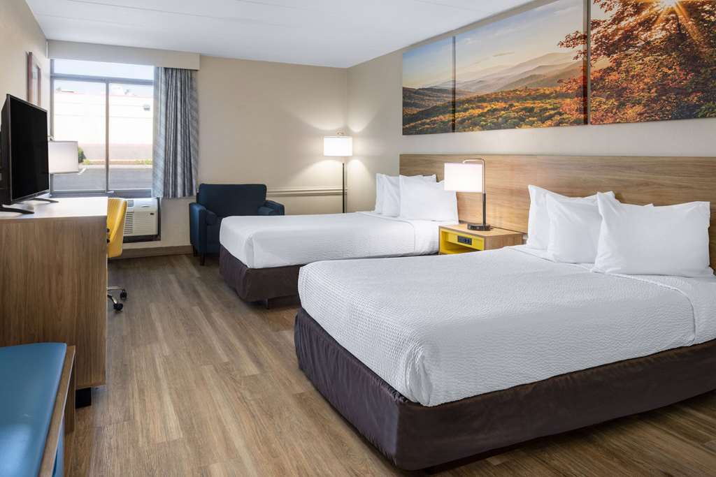 Days Inn by Wyndham Winchester - photo 10