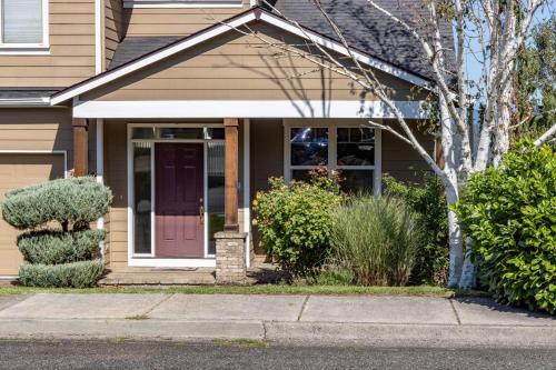 West Sail River Mt Vw 5Br 2.5B - featured photo