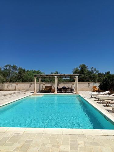 Casa Campofreddo Dimora Rustica Con Piscina — 4-Star Luxury Hotel in Manduria, Italy