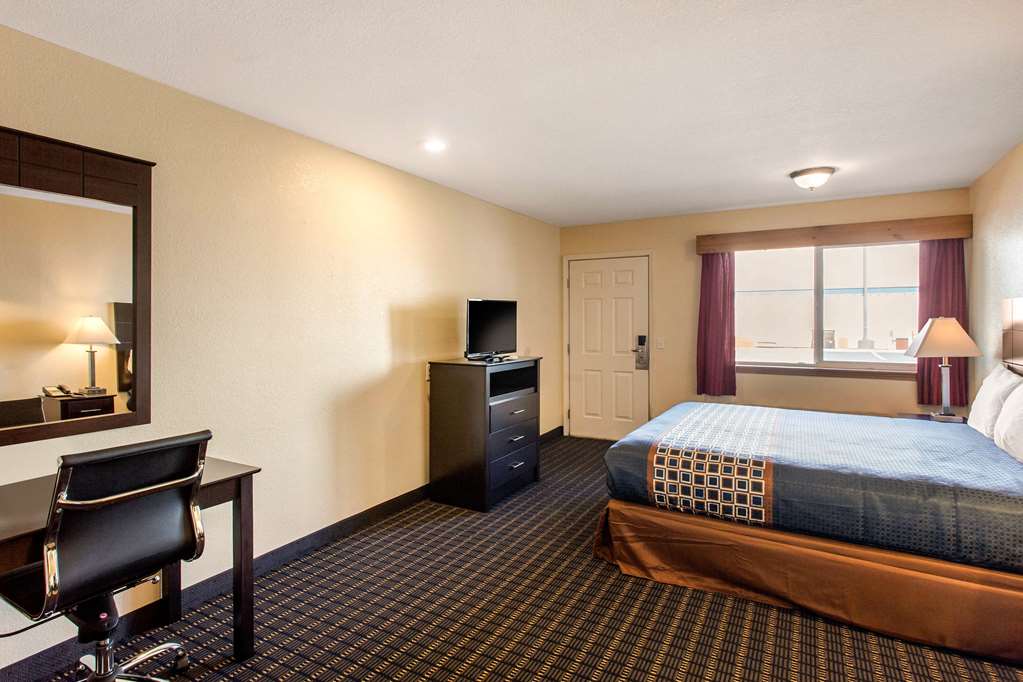 Rodeway Inn Coeur d'Alene - photo 16