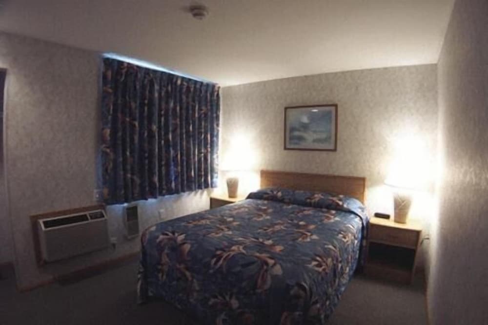 Sea Spray Motel - photo 8